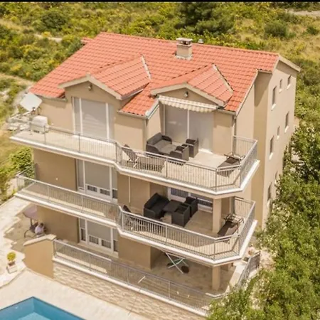 J.b Exclusive Appartement