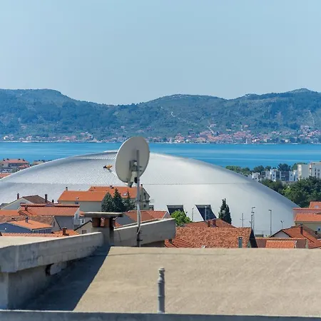 J.b Exclusive Zadar